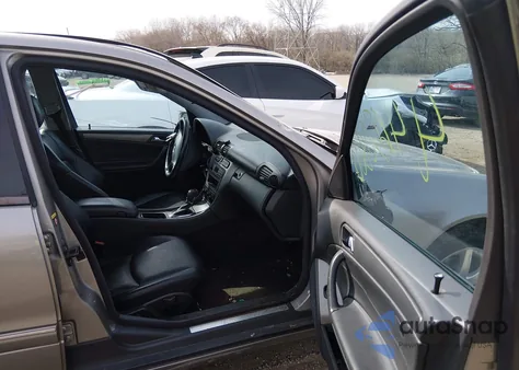 2004 Mercedes-Benz C 230 Kompressor Sport/Sport from USA, damaged, VIN WDBRF40J14A567919